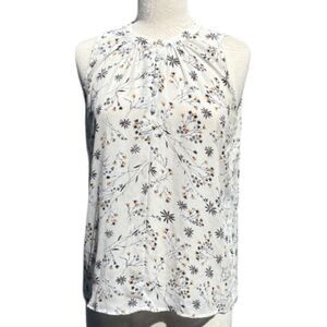 LOFT Feminine Modest Top White With Flowers Sleeveless Blouse Petite